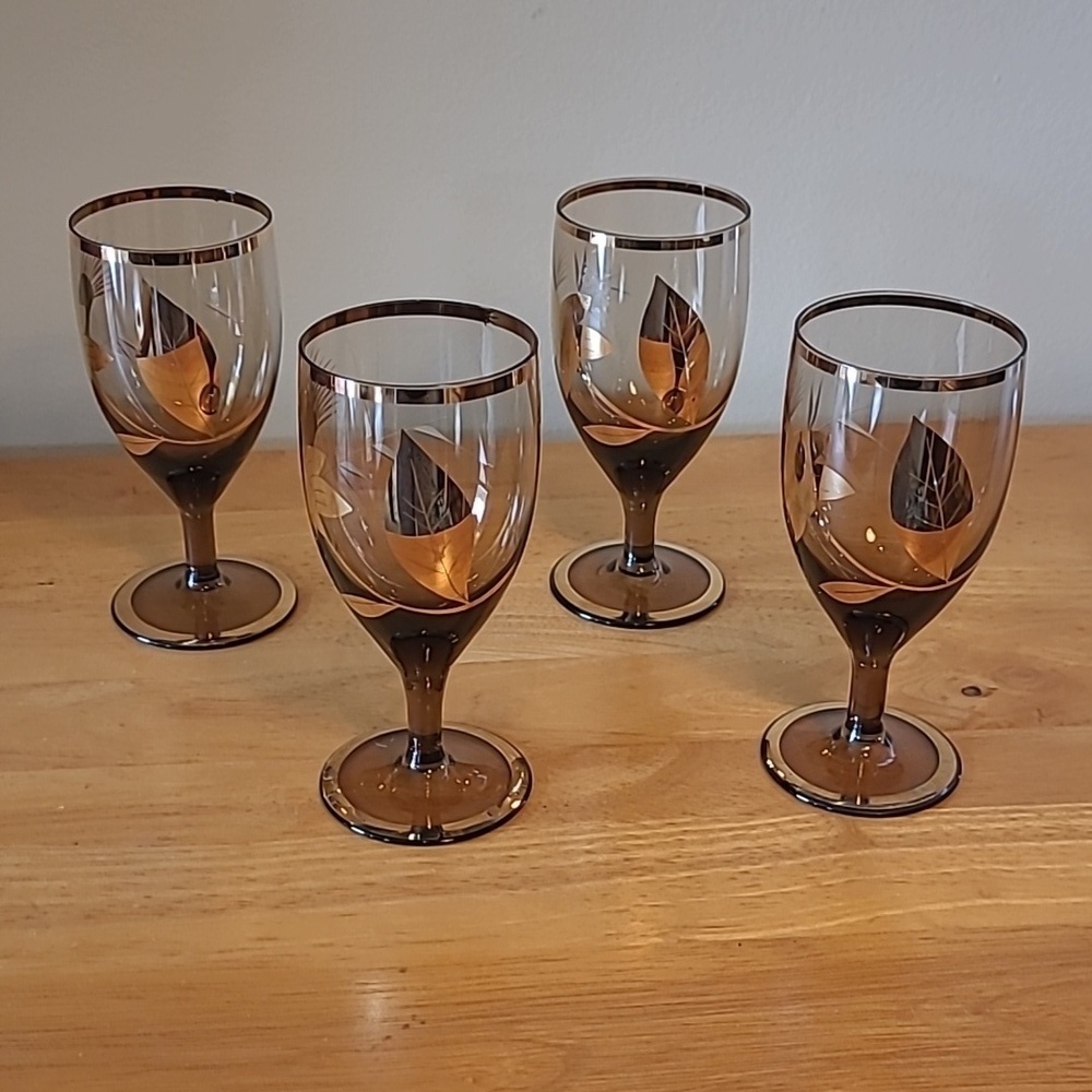 VINTAGE Amber Gold Tone Floral & Etched Detail Liqueur Stemware Glasses,Set of 4